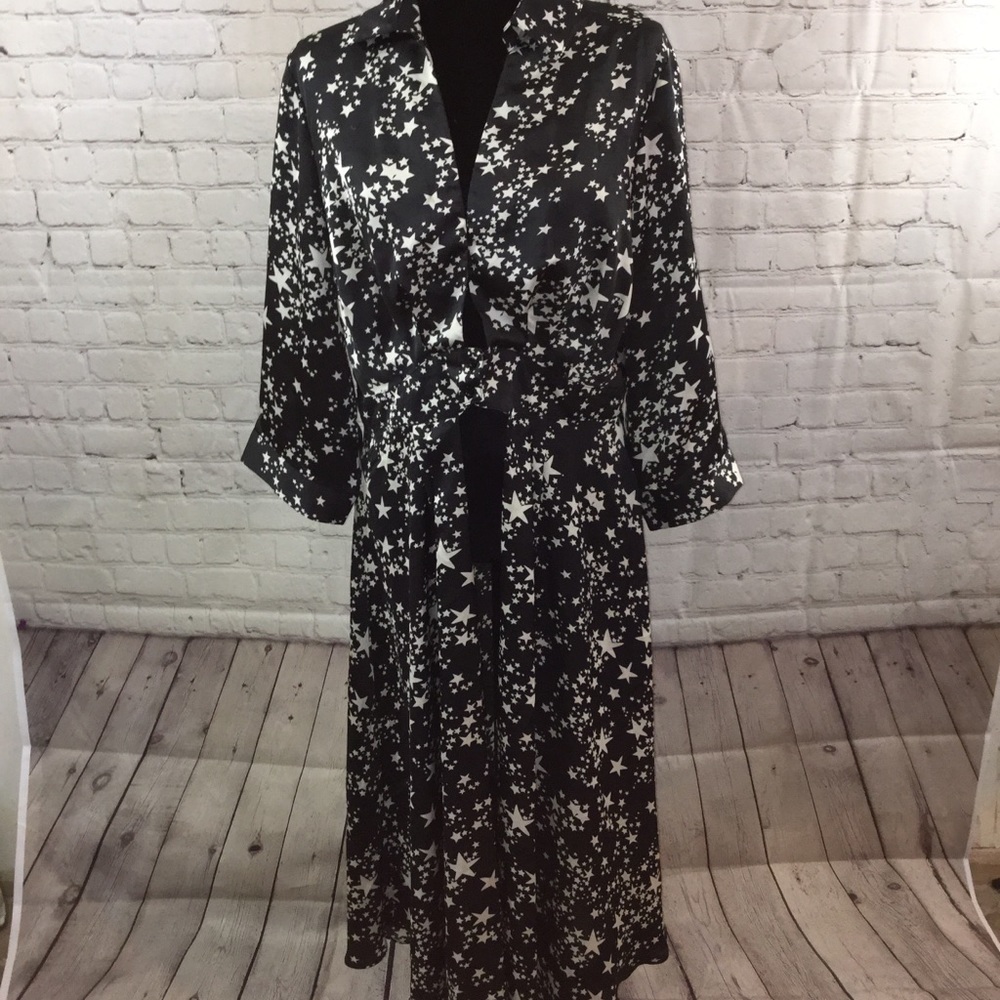 Boohoo  Satin black duster Top